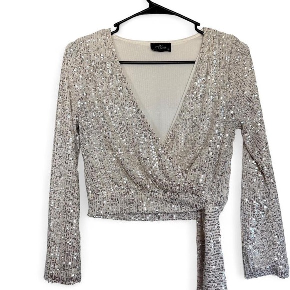 Tops - Milk & Honey silver sequin wrap top with long sleeves v cut top size small S